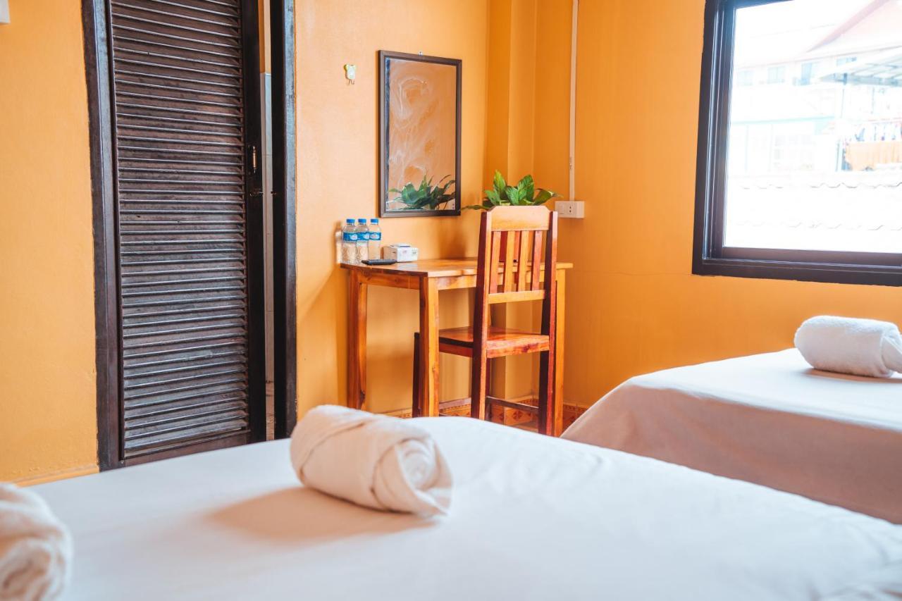 Vang Vieng Sunset Guesthouse & Restaurant Екстериор снимка