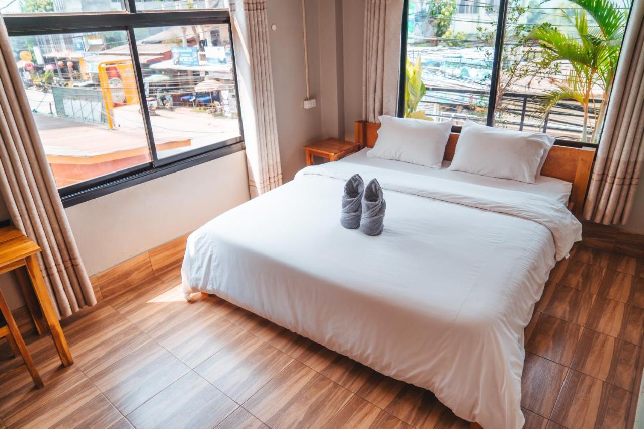Vang Vieng Sunset Guesthouse & Restaurant Екстериор снимка