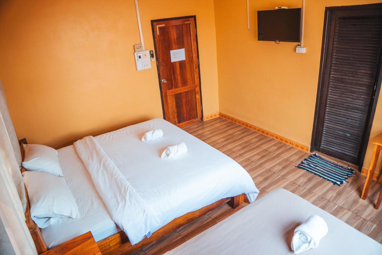 Vang Vieng Sunset Guesthouse & Restaurant Екстериор снимка