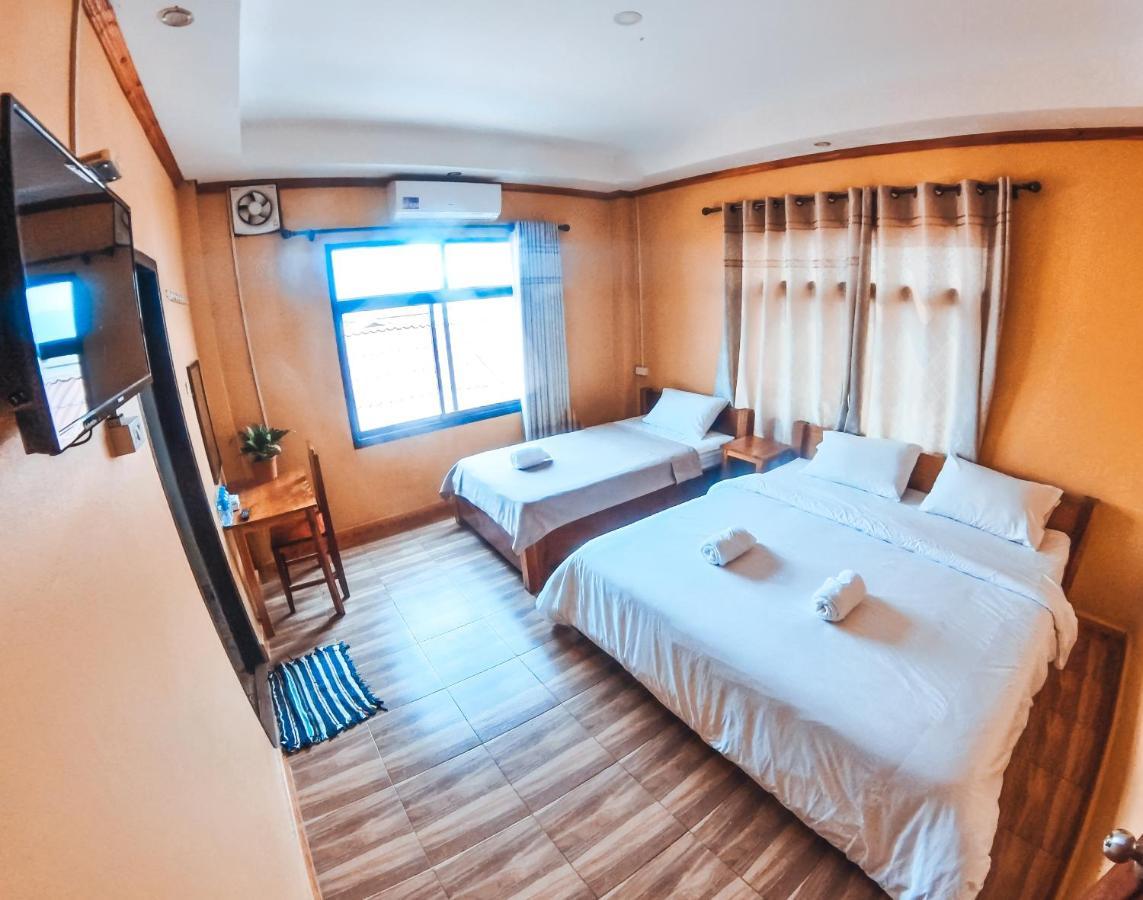 Vang Vieng Sunset Guesthouse & Restaurant Екстериор снимка