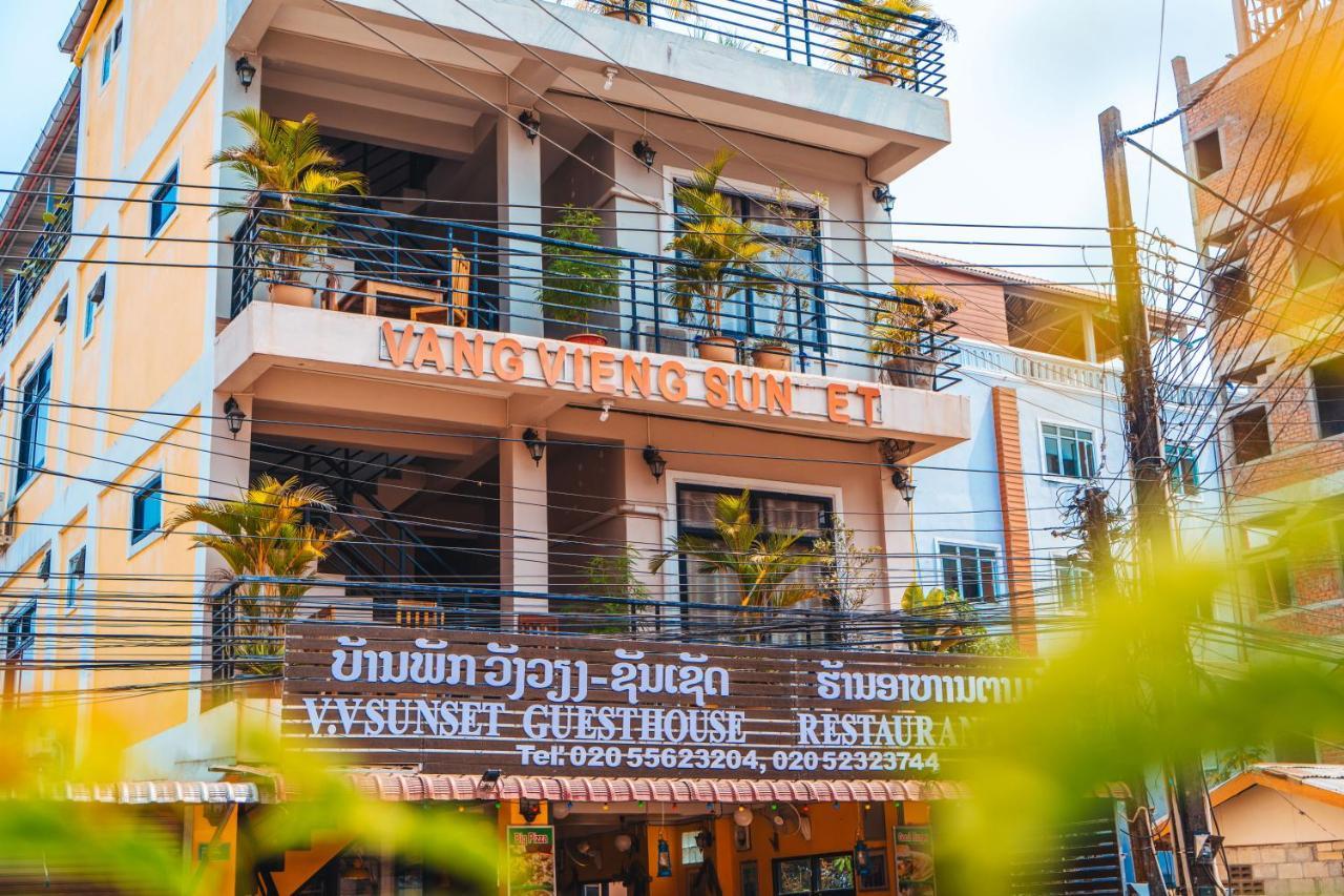 Vang Vieng Sunset Guesthouse & Restaurant Екстериор снимка