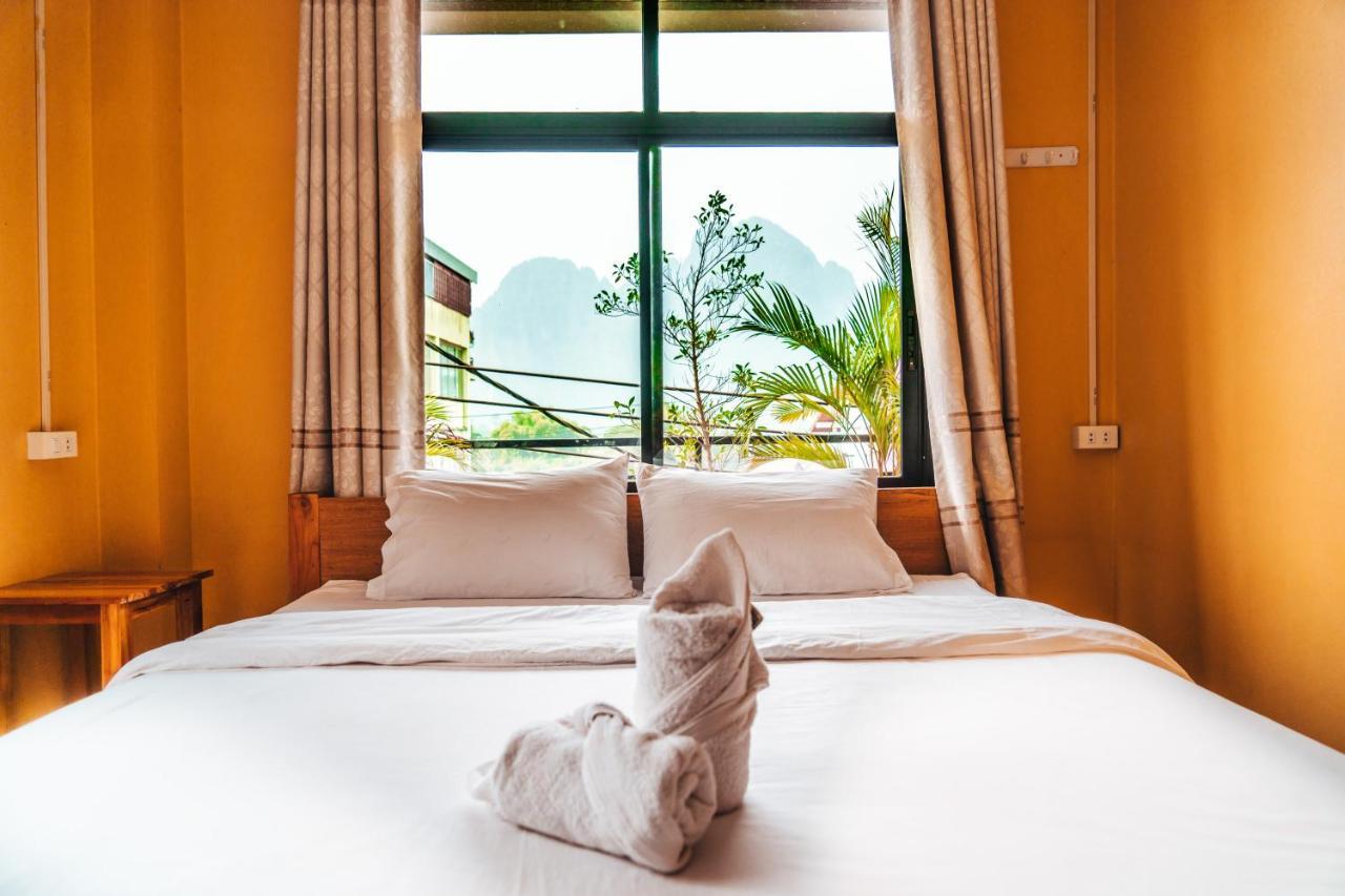 Vang Vieng Sunset Guesthouse & Restaurant Екстериор снимка