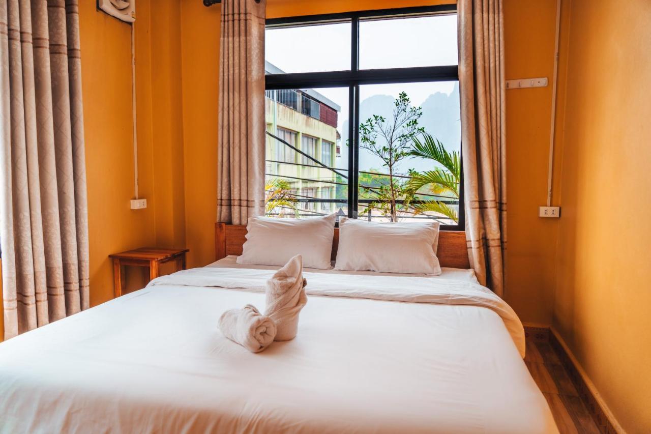 Vang Vieng Sunset Guesthouse & Restaurant Екстериор снимка